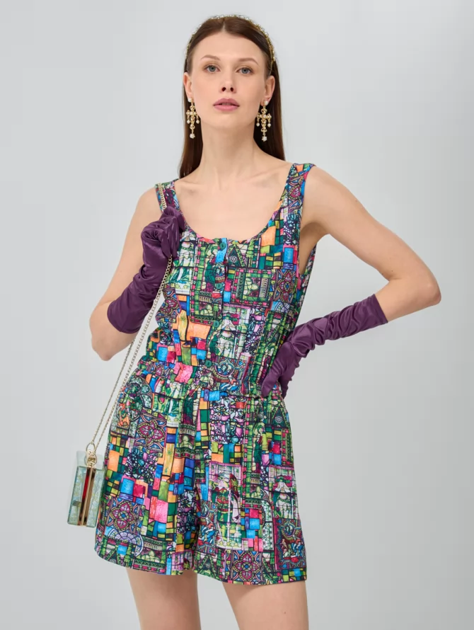 Комбинезон короткий с витражным принтом