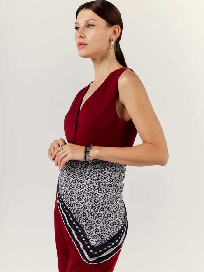 Платок женский двусторонний с цветочным узором GR-857-3