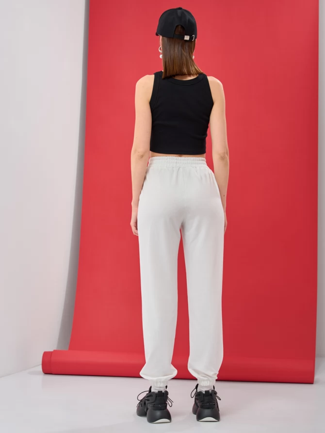 Брюки-джоггеры однотонные