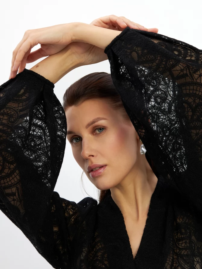 Блузка из кружева с баской и поясом OD-1033-2 черный