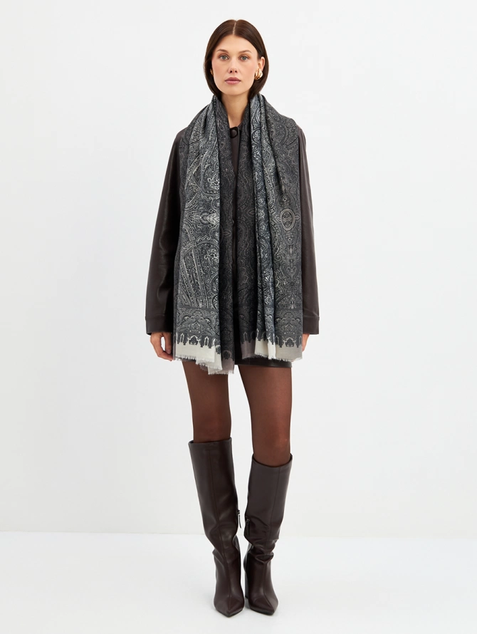 Палантин женский двусторонний с орнаментом пейсли