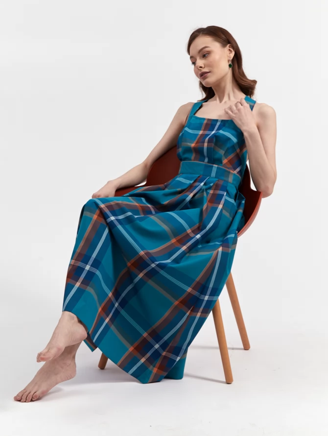 Сарафан с открытой спиной