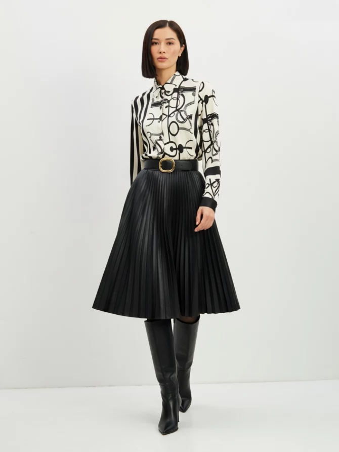 Блузка из атласной ткани  OD-887-1 черно-белая