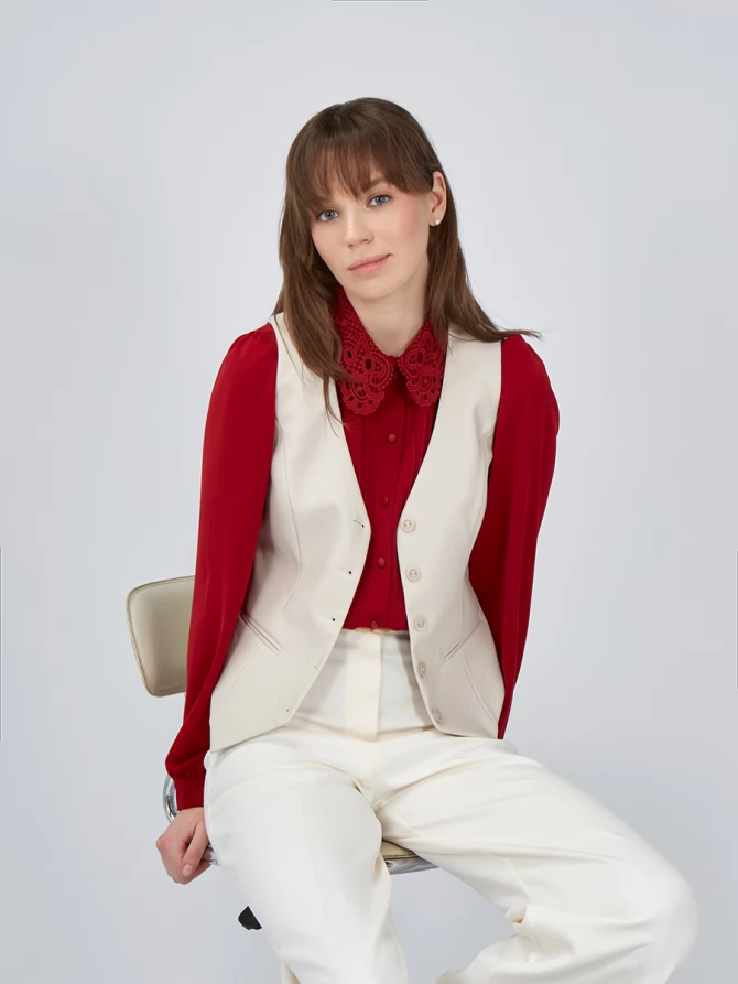 Блузка с воротником из кружева и защипами OD-913-3 бордовый