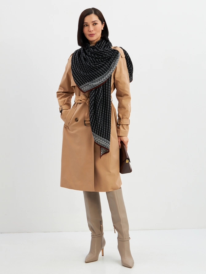 Палантин женский с жатым эффектом и цепным принтом