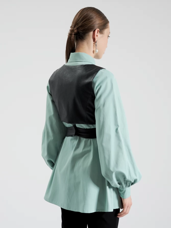 Жилет из эко-кожи