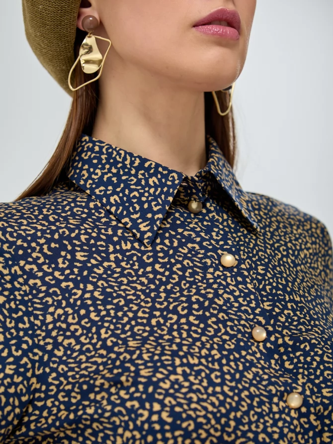 Платье-рубашка с воланом